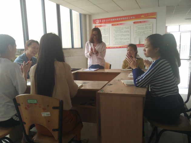 学习委员孙丽发言总结工作